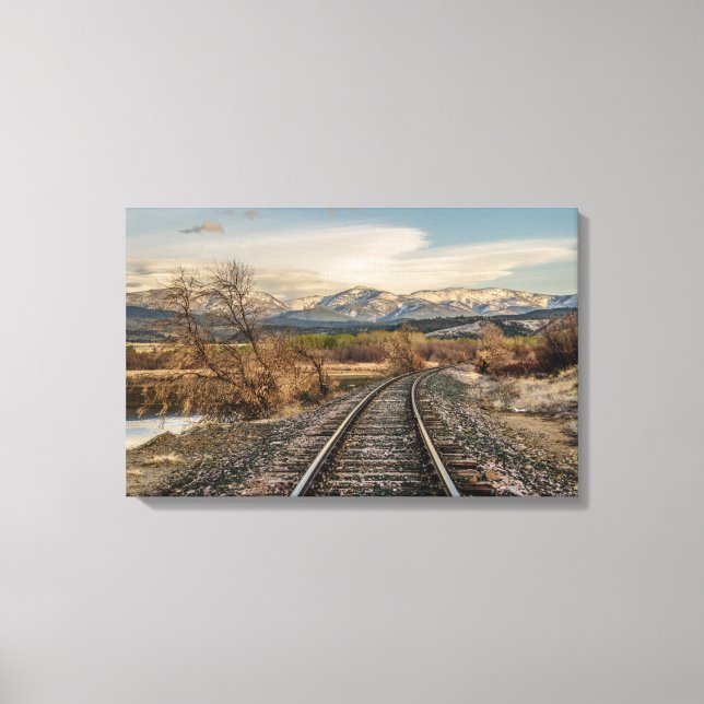 Bahngleise Kurven vor den Bergen Leinwanddruck (Vorderseite)