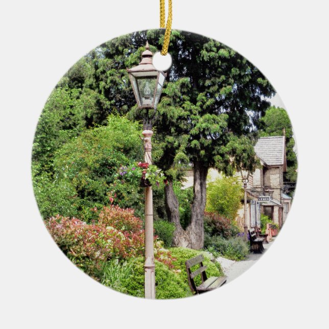 BAHNHOF KERAMIK ORNAMENT (Vorne)