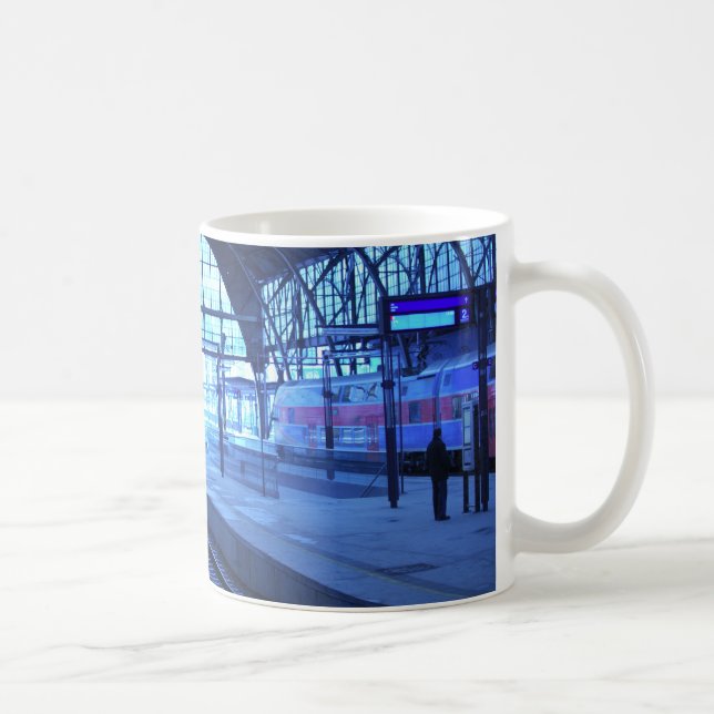 Bahnhof Tasse (Rechts)