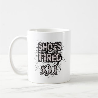 Bahnund Feldschuß gesetztes Tasse