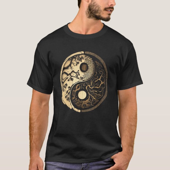 Balance and Harmony Yin Yang Symbol with Trees T-Shirt (Vorderseite)