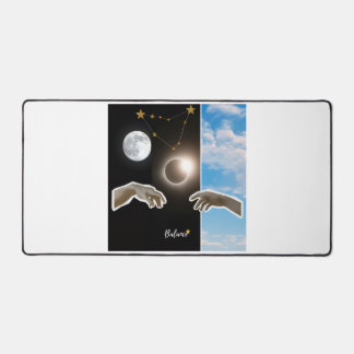 Balance Astrologie Finsternis und Mond Surrealer P Schreibtischunterlage