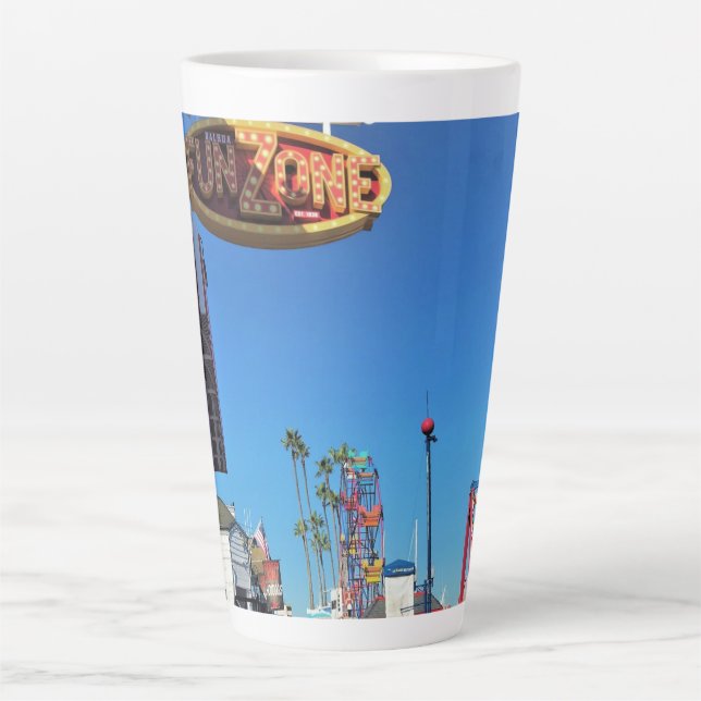Balboa Fun Zone, Newport Beach, Kalifornien Milchtasse (Vorderseite)