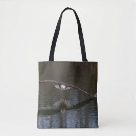Bald Adler im Flight Tote Bag