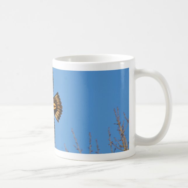 Bald-Adler über Bäumen Kaffeetasse (Rechts)