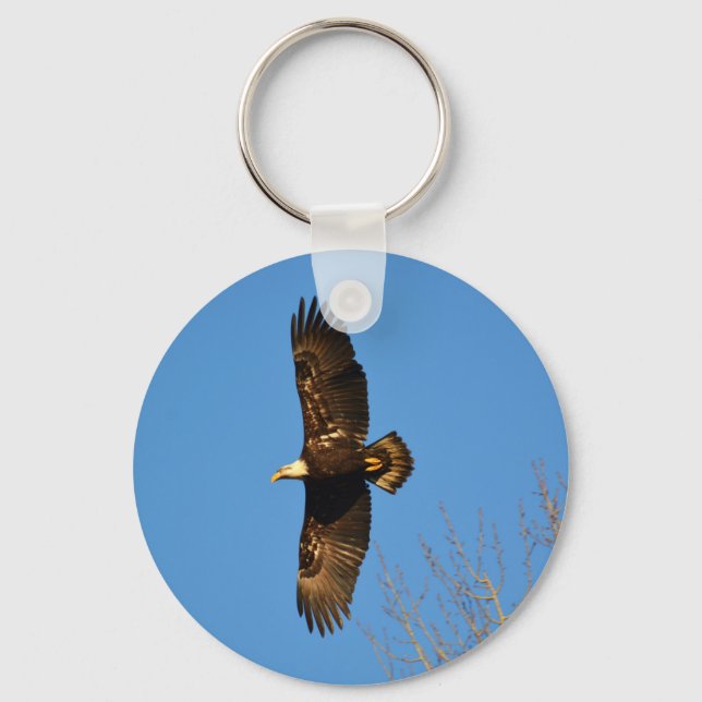 Bald-Adler über Bäumen Schlüsselanhänger (Vorderseite)