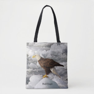 Bald-Adler über Totenbeutel