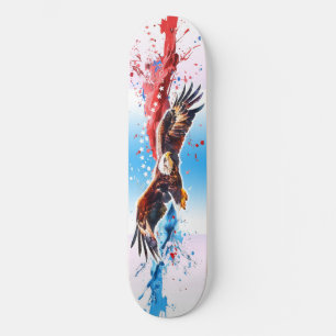Bald Eagle Fliegt über einen Hauch von rot, weiß u Skateboard