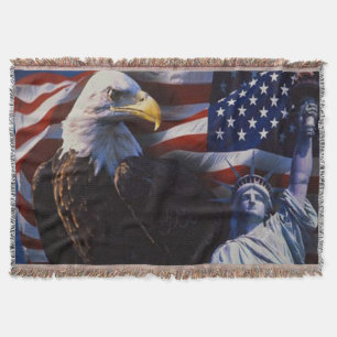 Bald Eagle mit Freiheitsstatue und amerikanischer  Decke