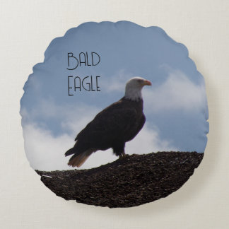 Bald Eagle/Turkey Vulture Round Pillow Rundes Kissen