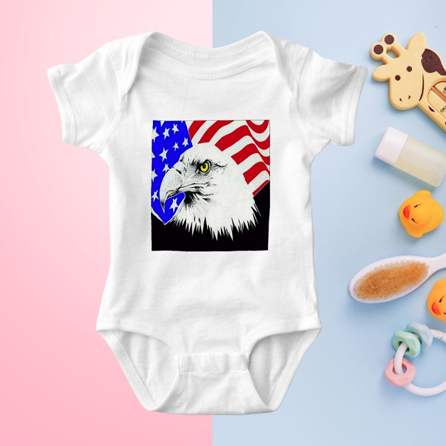 Bald Eagle und die amerikanische Flagge Baby Strampler (Bald Eagle and American Flag Baby Bodysuit)