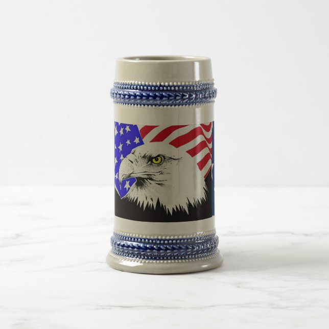 Bald Eagle und die amerikanische Flagge Bierglas (Mittel)
