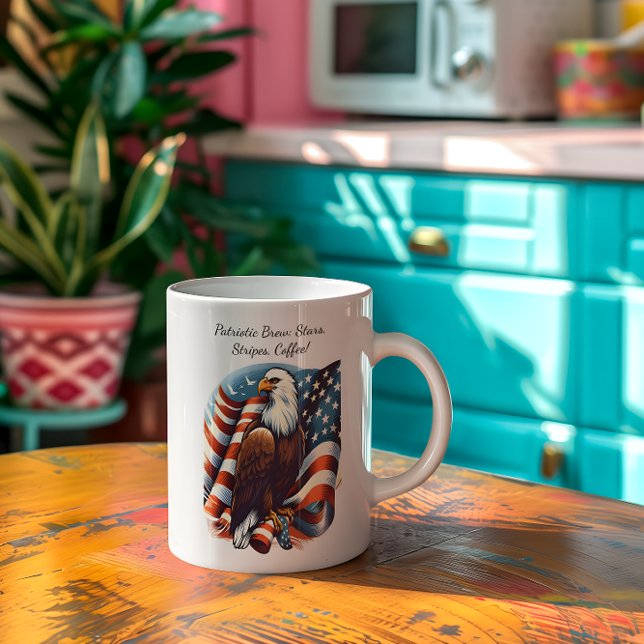 Bald Eagle und die amerikanische Flagge Jumbo-Tasse (Von Creator hochgeladen)