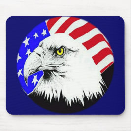 Bald Eagle und die amerikanische Flagge Mousepad