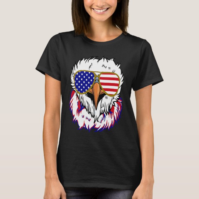 Bald Eagle with Mullet 4th of July American Flag T-Shirt (Vorderseite)