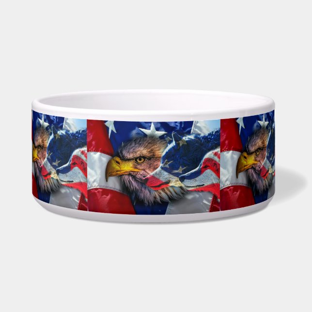 Bald Eagle Wolf American Flag Napf (Vorderseite)