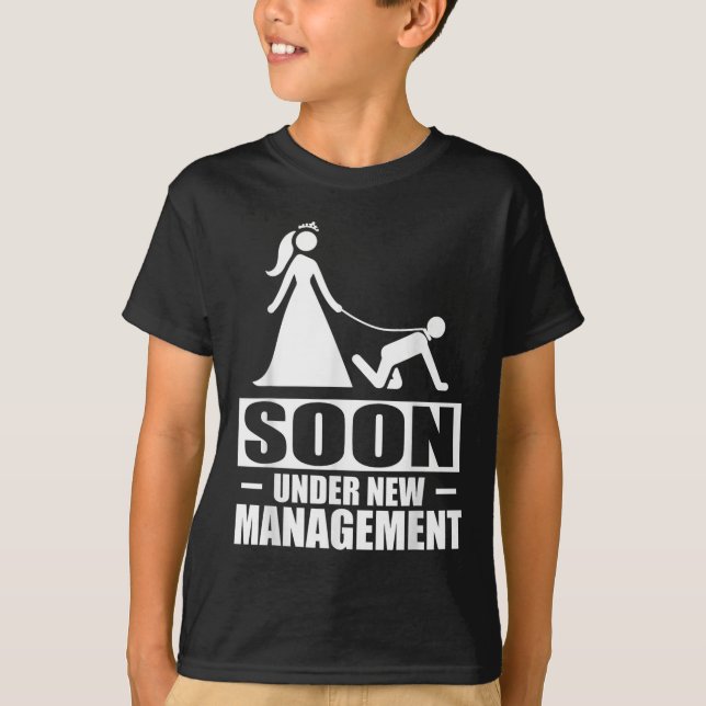Bald unter der neuen Management-Bachelor Party Gro T-Shirt (Vorderseite)