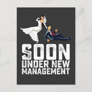Bald unter der neuen Management Funny Wedding Einladungspostkarte