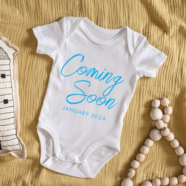 Bald wird die neue Baby Boy Blue Ankündigung ersch Strampler (Von Creator hochgeladen)