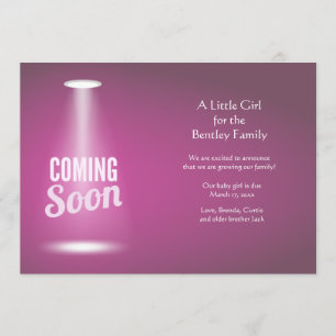 Bald wird die Schwangerschaftsankündigung der Mädc Ankündigung