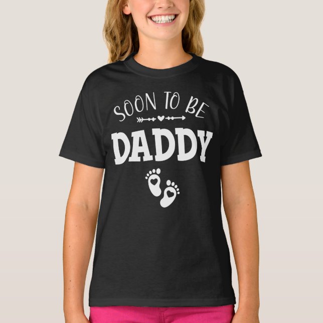 Bald wird Papa zu Daddy Girl befördert T-Shirt (Vorderseite)
