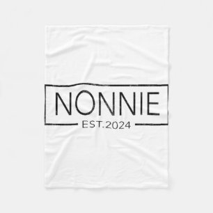 Bald zu Nonnie 2024 Mütter Tag Nonnie Est 2024 Fleecedecke