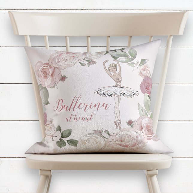 Ballerina bei Herzklopfen Blush Pink Glitzer Flora Kissen (Von Creator hochgeladen)