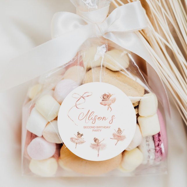 Ballerina Birthday Runder Aufkleber (Von Creator hochgeladen)