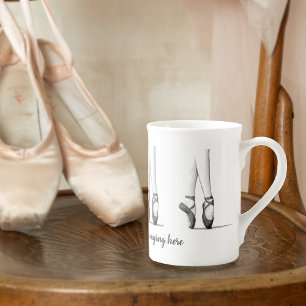 Ballerina Feet in Dance Shoes - Ihr Slogan auf ein Prozellantasse