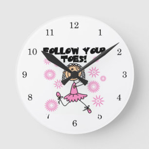 Ballerina Follow Your Toes T-Shirts und Geschenke Runde Wanduhr