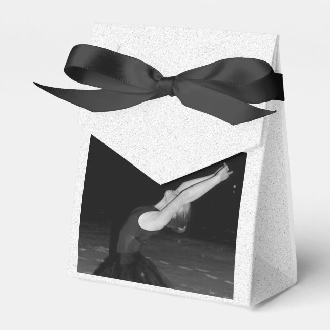Ballerina im Schnee - Geschenkschachtel (Vorderseite)