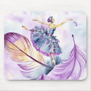 Ballerina in Lavender Blue tanzen mit Feathers Mousepad