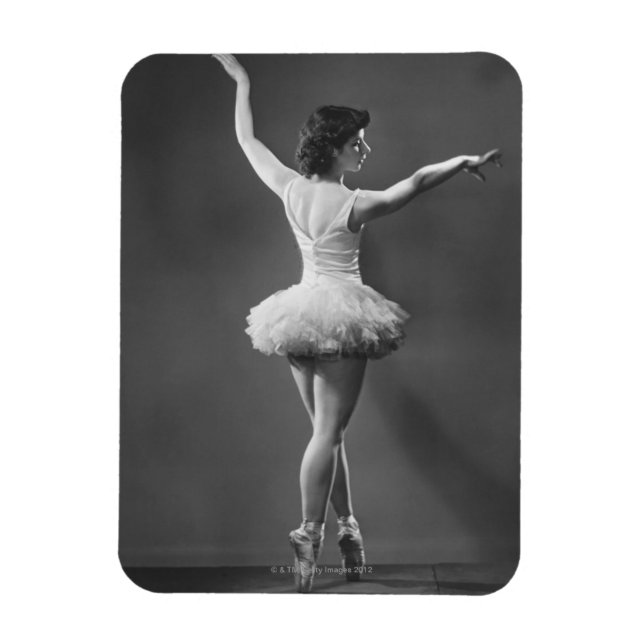 Ballerina in Tutu Magnet (Vertikal)