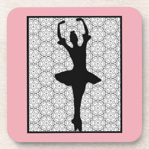 Ballerina Silhouette über ein Herz-Mandala-Muster Getränkeuntersetzer