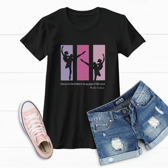 Ballerinas tanzen auf rosa Rechtecke T-Shirt (Von Creator hochgeladen)