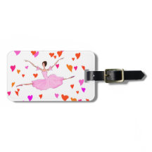 Ballerinatanzen in den bunten Herzen