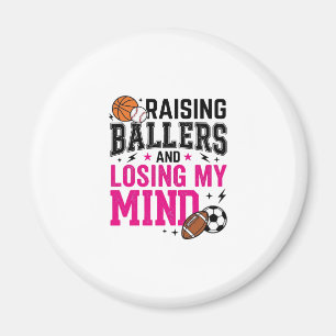Ballertern Sport-Mama Vintage T-Shirt Design_ Magnet