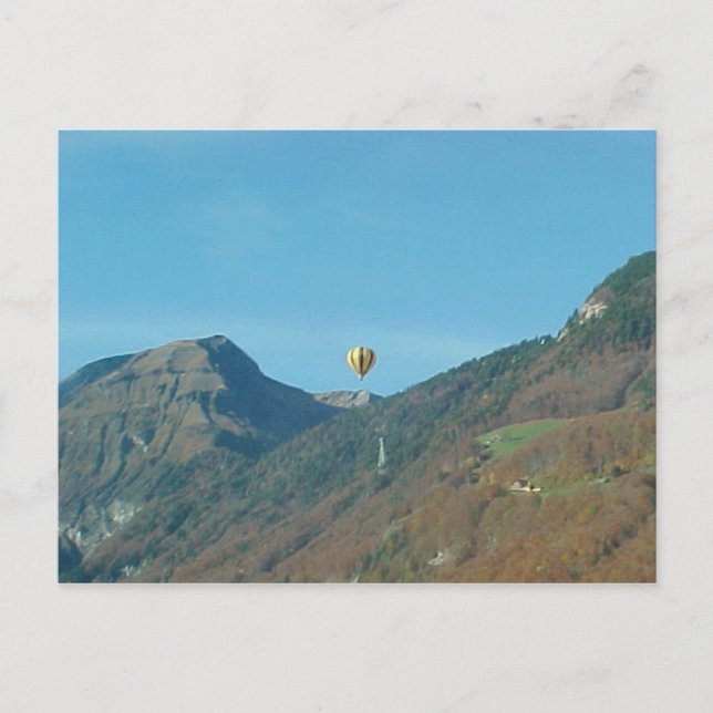 Ballon über den Bergen Postkarte (Vorderseite)