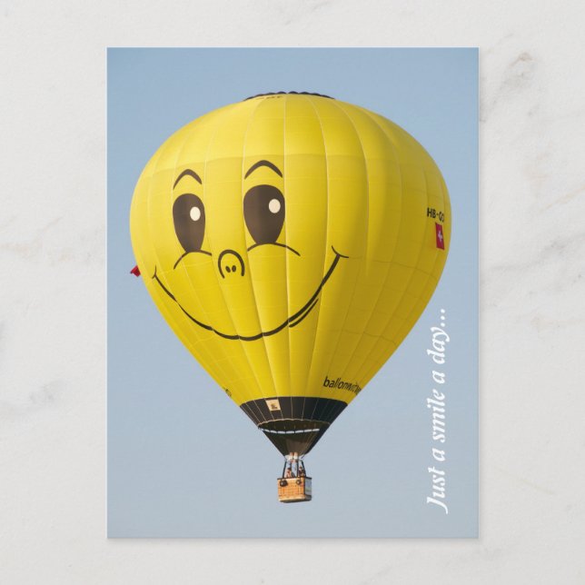Ballooning Smile Postkarte (Vorderseite)