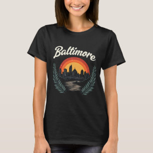 Baltimore Retro Skyline mit Sunset T-Shirt