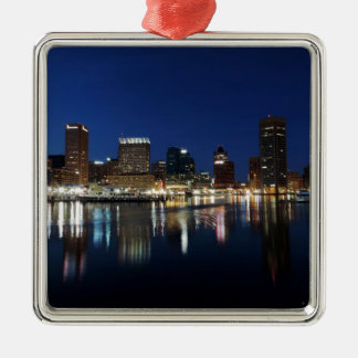 Baltimore-Skyline an der Dämmerung Silbernes Ornament