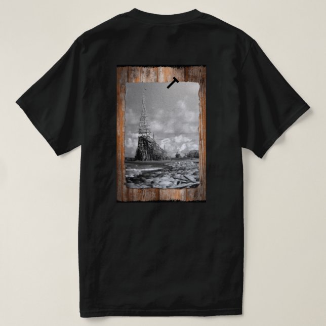 Bambusturm mit Wasser, Kies und Holz T-Shirt (Design Rückseite)