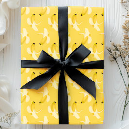 Bananen auf gelbem Fruchtmuster Geschenkpapier