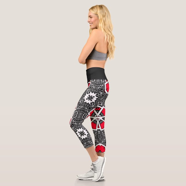 Band 16 Kaleidoskop Art 3 Capri Leggings (Links)