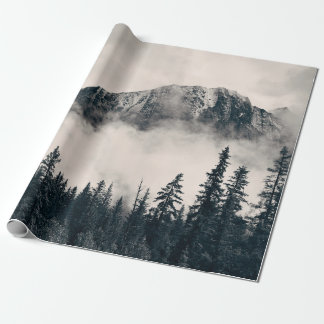 Banff Nationalpark neblige Berge und Wälder in Geschenkpapier
