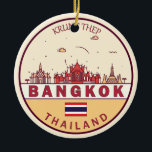 Bangkok Thailand City Skyline Emblem Keramik Ornament<br><div class="desc">Bangkok minimalistisches,  farbenfrohes Kunstdesign mit Sehenswürdigkeiten und Sehenswürdigkeiten der Stadt in Thailand.</div>