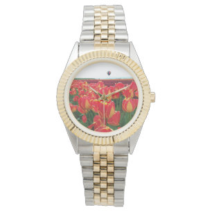 Banja Luka Tulips in einem Feld mit Heißluftballon Armbanduhr