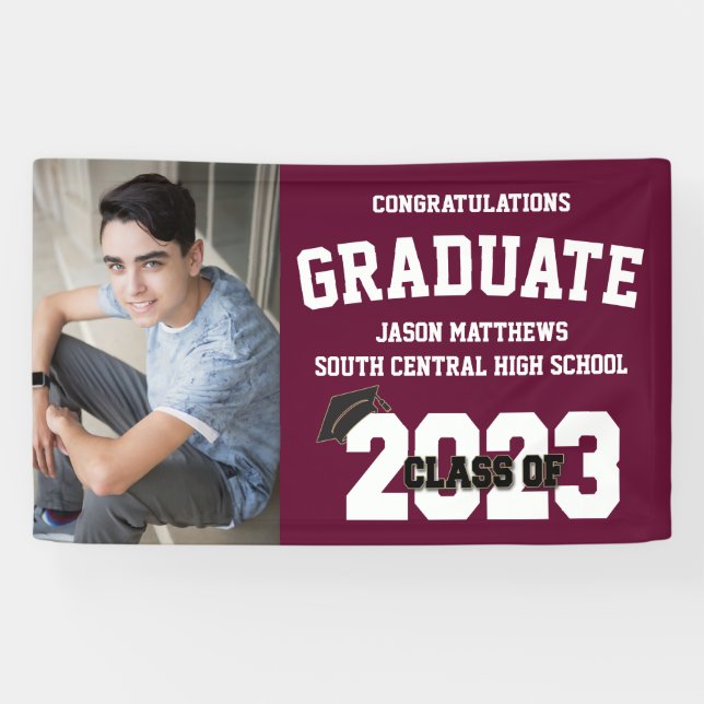 Banner für Burgund-Abschluss 2023 mit Cap (Horizontal)