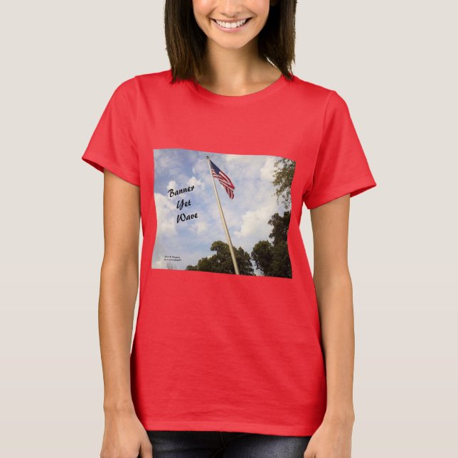 BANNER NOCH WAVE AMERIKANISCHE FLAGGENFRAUEN T-Shirt (Vorderseite)