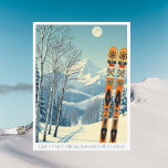 Bansko, Bulgarien Skiurlaub Retro Postcard Postkarte<br><div class="desc">Hallo aus den schneebedeckten Bergen von Bansko,  Bulgarien! Wir hoffen,  dass Sie einen wunderschönen Skiurlaub haben. Diese Postkarte zeigt eine wunderschöne,  blau-graue Berglandschaft mit Retro-Skischulen in orangefarbenem Stammesmuster. Alle Textsätze können an Ihren Anzug angepasst werden!</div>